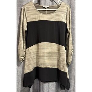 Notations Top Size M Black Color Block 3/4 Cinch Sleeve Scoop Neck Longer Sides